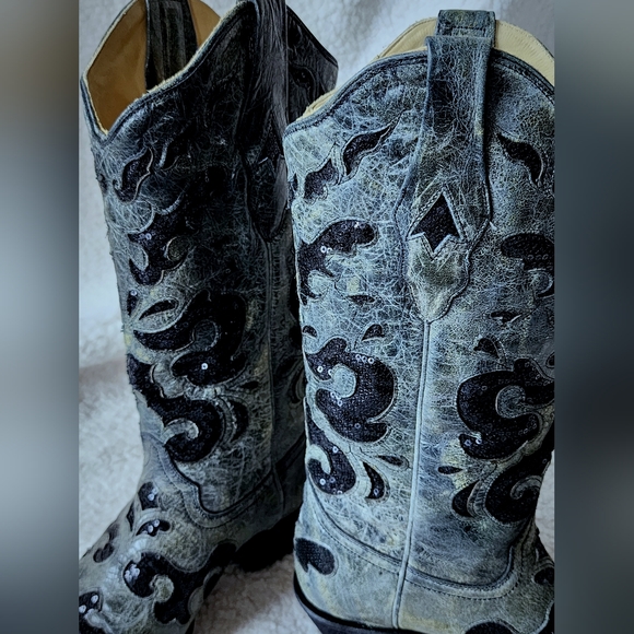 Corral Women's Gray & Black Sequin Inlay Western Boots with Snip Toe Size 7.5 - Picture 8 of 14
